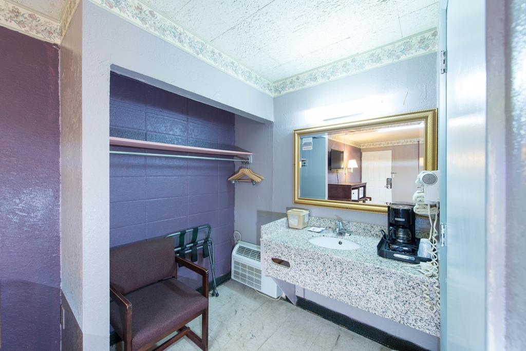 Budget Inn - Paintsville Экстерьер фото