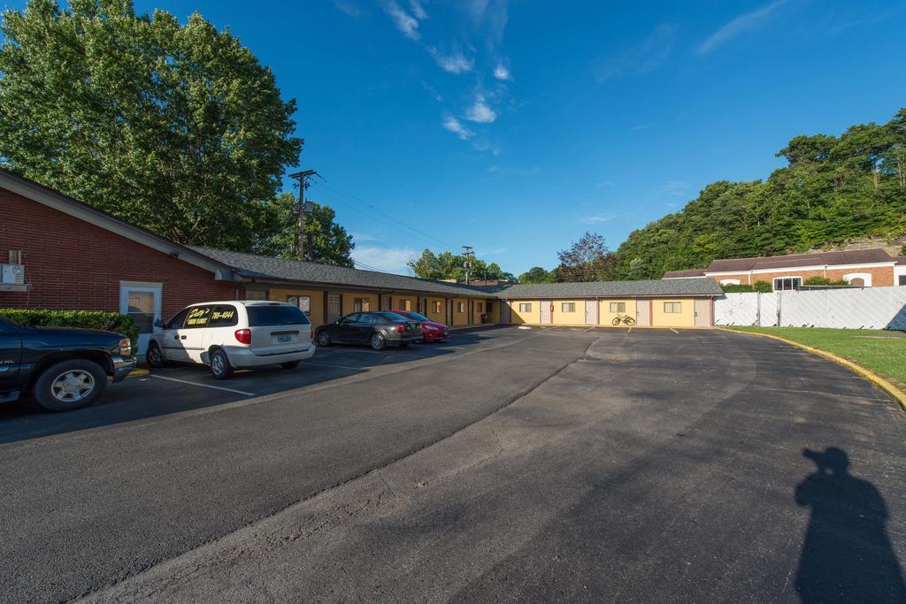 Budget Inn - Paintsville Экстерьер фото