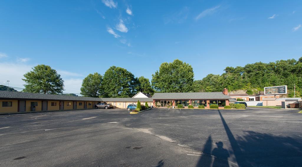 Budget Inn - Paintsville Экстерьер фото